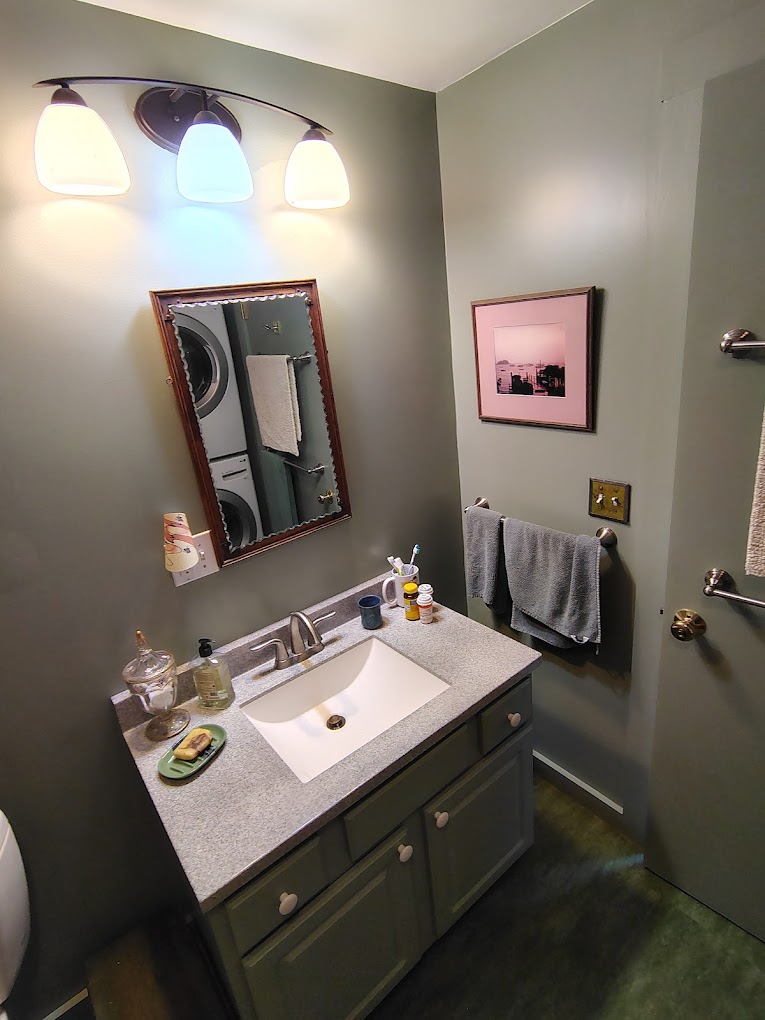 Green bathroom